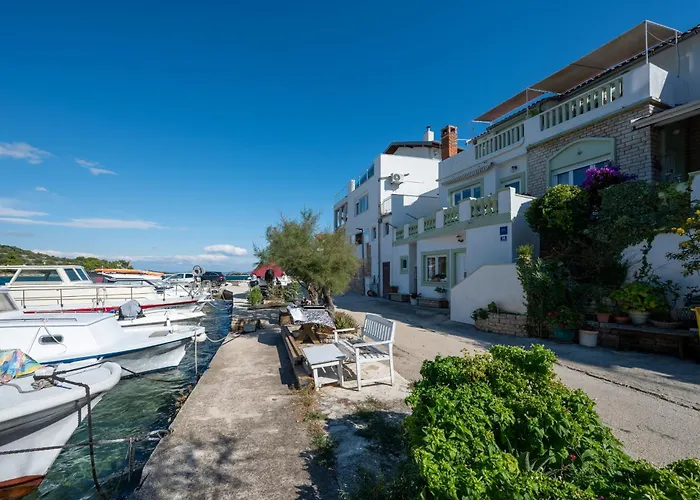 Family Friendly Seaside Zaglav, Dugi Otok - 9726