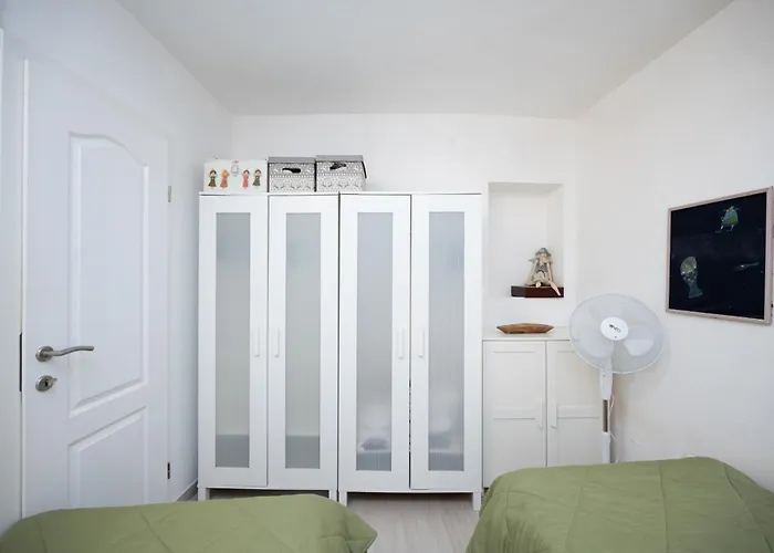 Family Friendly Seaside Zaglav, Dugi Otok - 9726 Sali