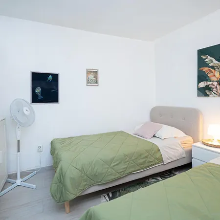 Family Friendly Seaside Zaglav, Dugi Otok - 9726