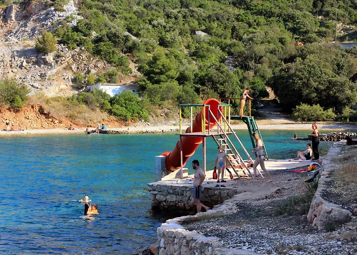 Апартаменты Family Friendly Seaside Zaglav, Dugi Otok - 9726 *